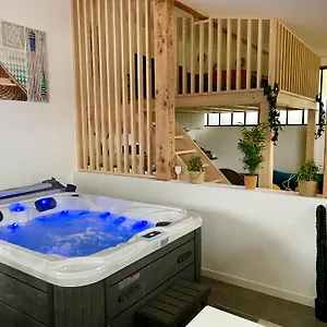 Loft Avec Jacuzzi Et Terrasse Prives Appartement